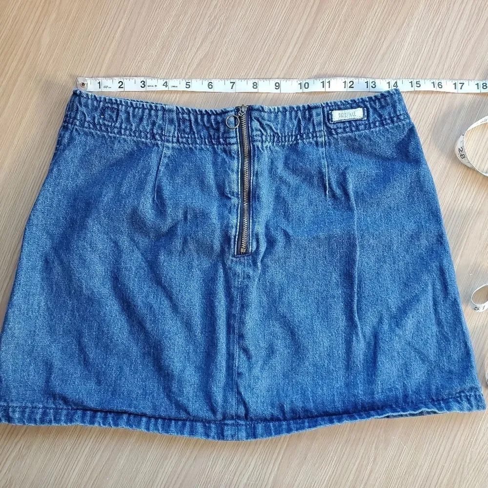 Brandy Melville 'Melville' blue denim skirt with‎ functional zipper detail sz 29